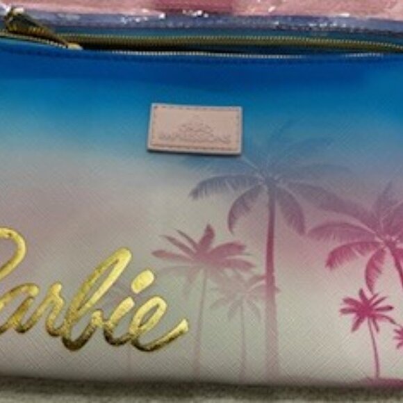 2nd one: Barbie "Beach Dreams" 2-pack slim pouch set NWT - Picture 7 of 9